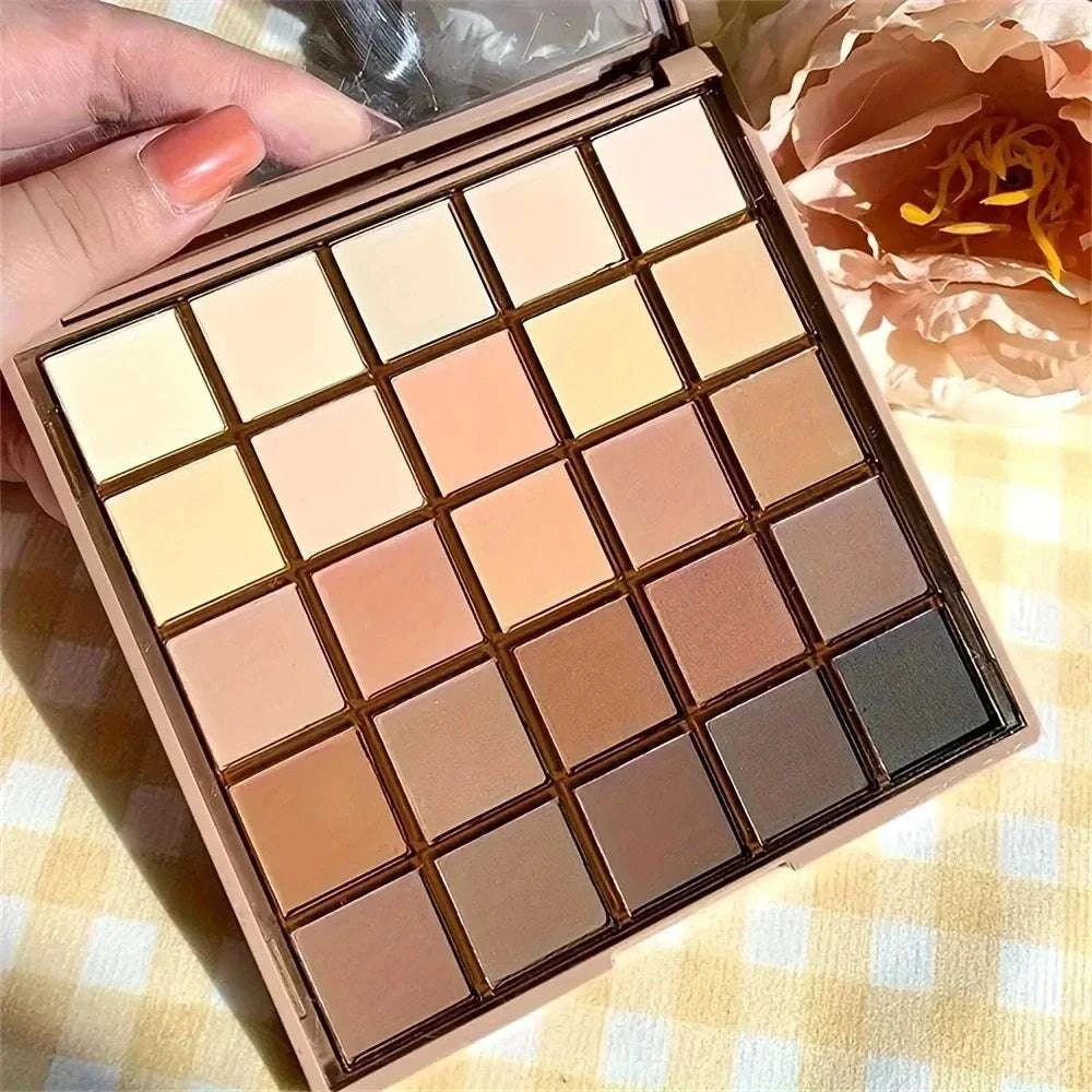 Earthy Tones Eyeshadow Palette